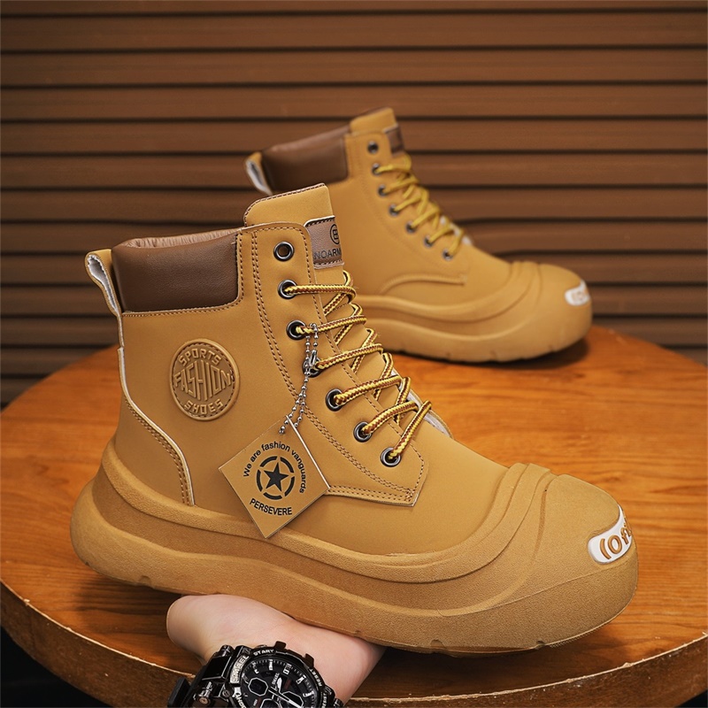 Shorts Ankle Boots Fashionable - огляд і ціна Men'S Fashion News