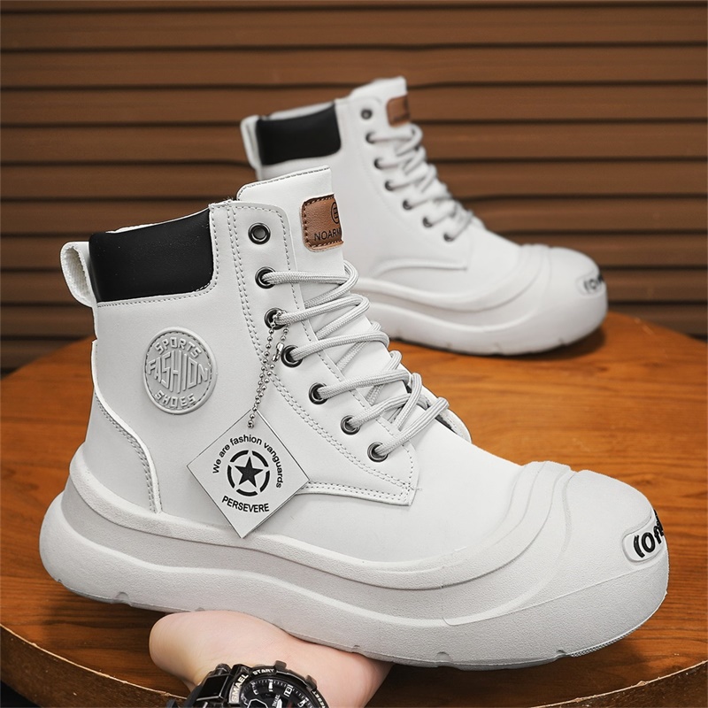 Shorts Ankle Boots Fashionable - огляд і ціна Men'S Fashion News
